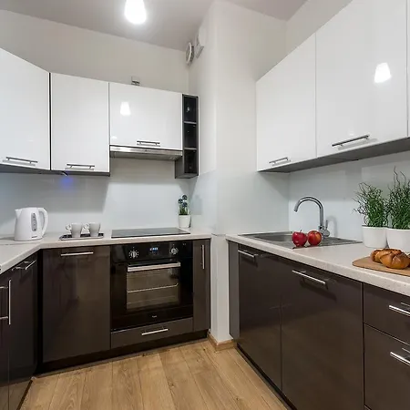 Wola Park - Obozowa 16 P&o